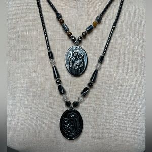 Set of 2 Necklaces - Holy Family And Mary with Child